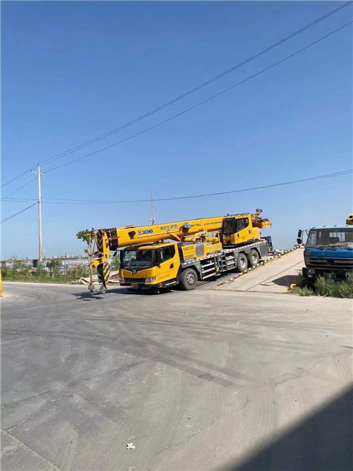 颍泉区吊车作业时，可能会产生哪些额外收费项目？